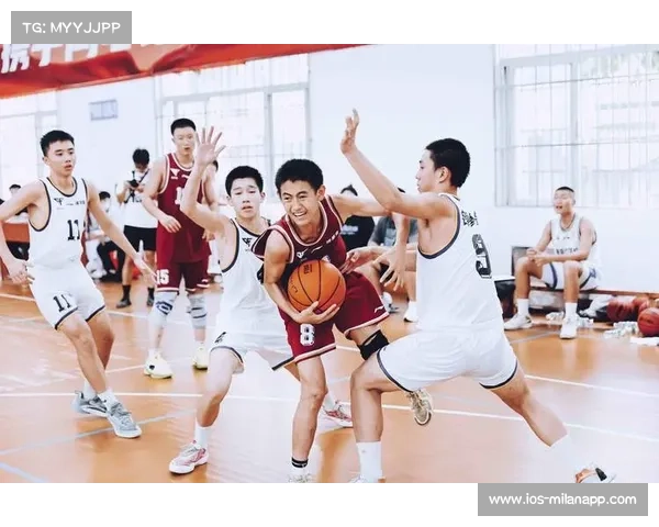 北京世界华人篮球赛呼伦贝尔站圆满落幕 以球会友促进华人团结与交流 北京世界华人篮球赛呼伦贝尔站圆满落幕 以球会友促进华人团结与交流