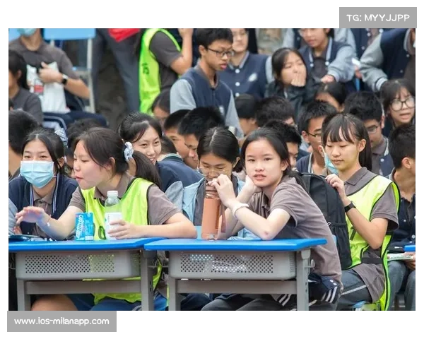 深圳龙岭中学家长后援会自发组织赴美赛场文化适应培训活动 深圳龙岭中学家长后援会自发组织赴美赛场文化适应培训活动